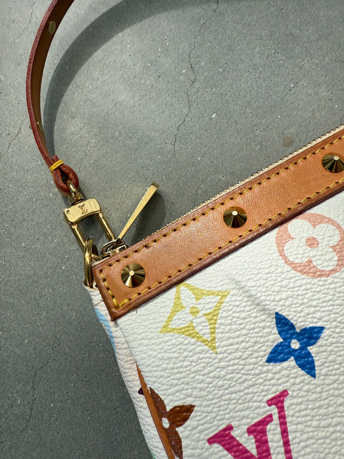 Louis Vuitton x Takashi Murakami Pochette in Multicolour Blanc