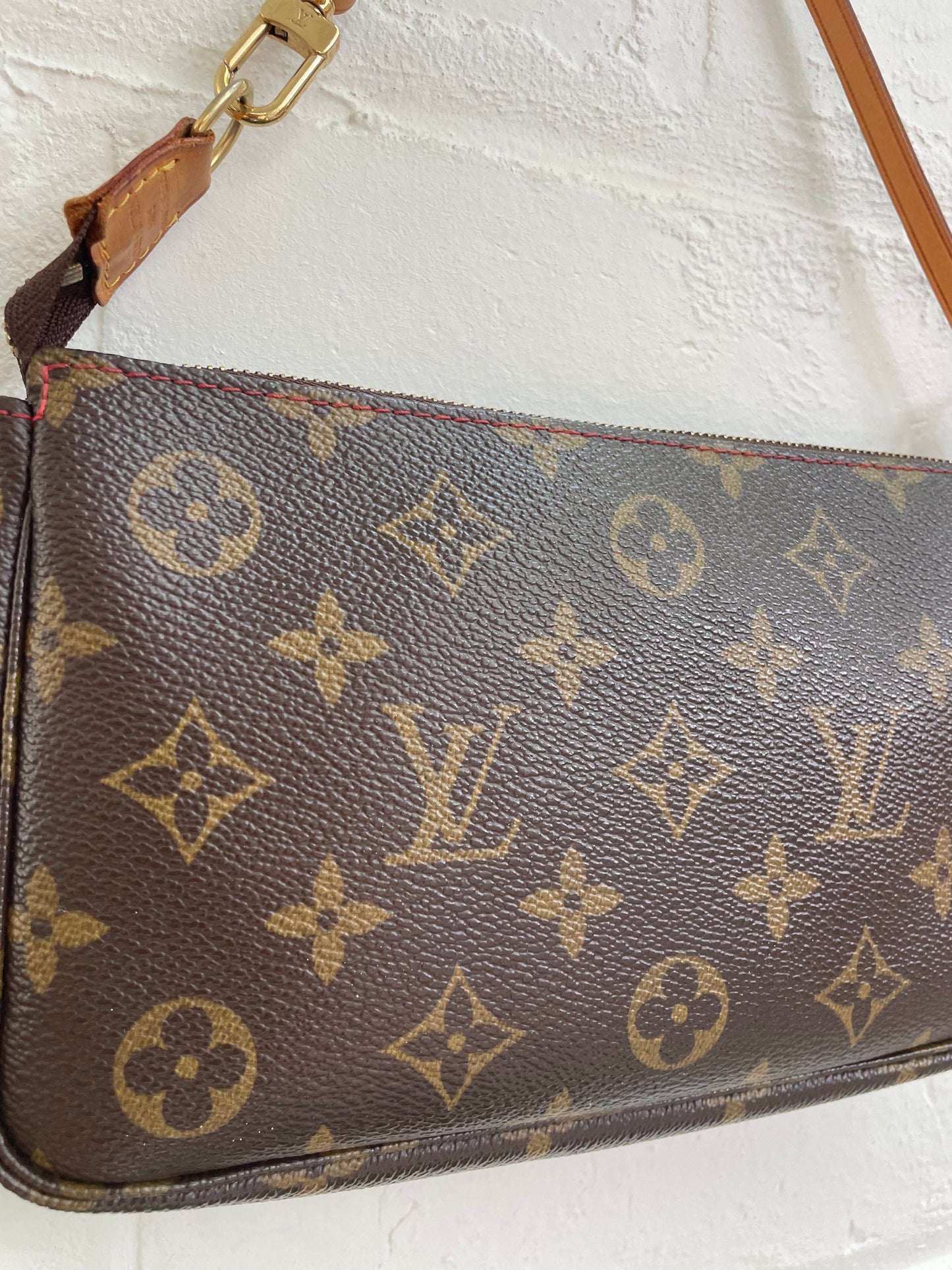 Louis Vuitton / Tagashi Murakami Cherry Pochette