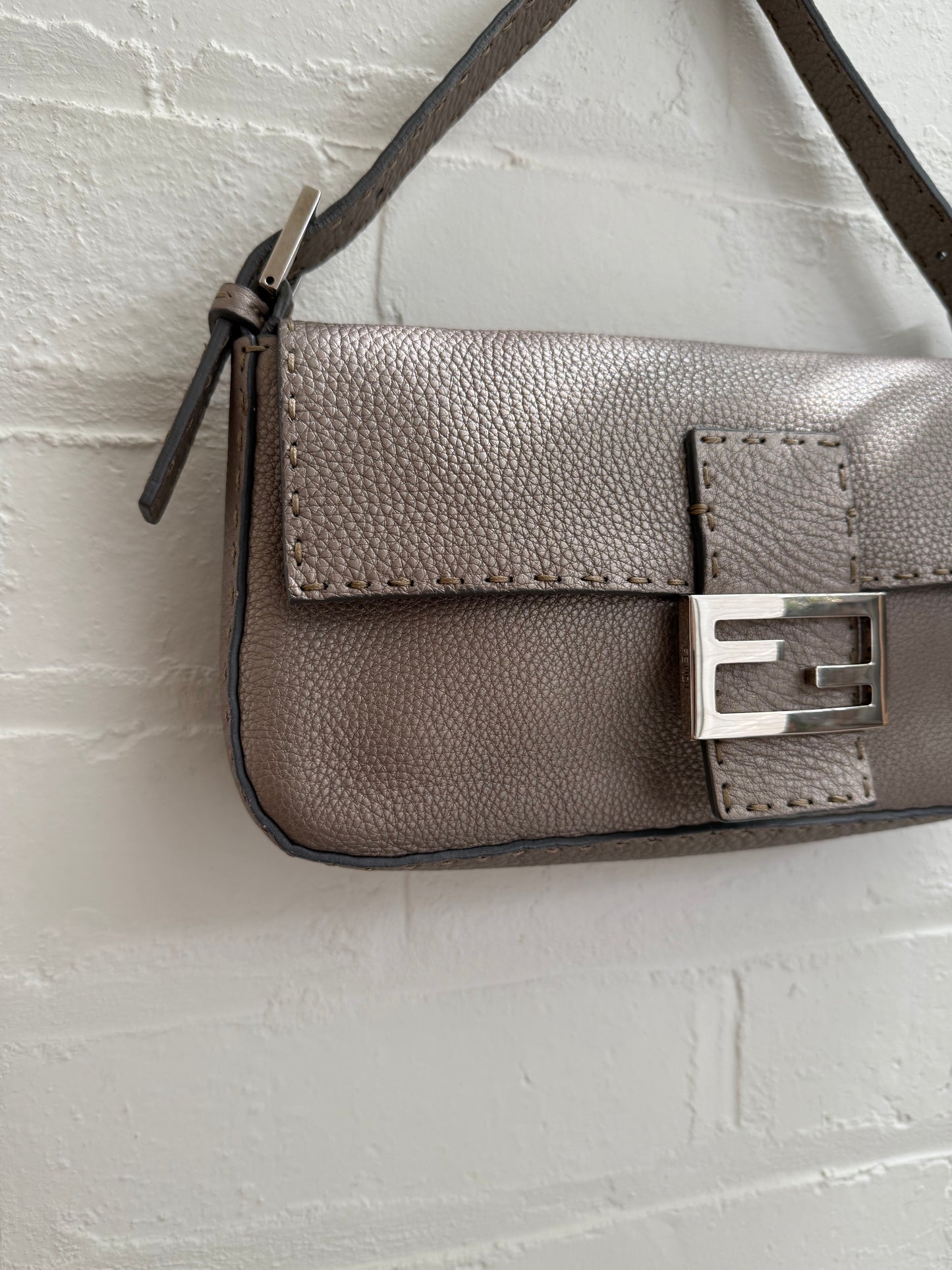 Fendi Selleria Baguette