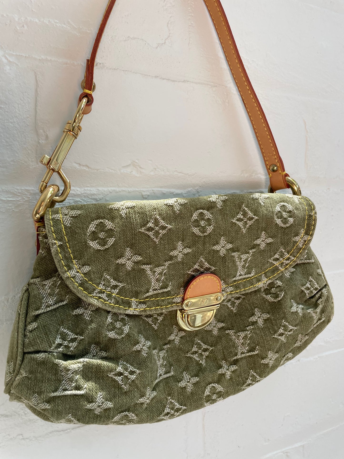 Louis Vuitton Green Denim Pleaty