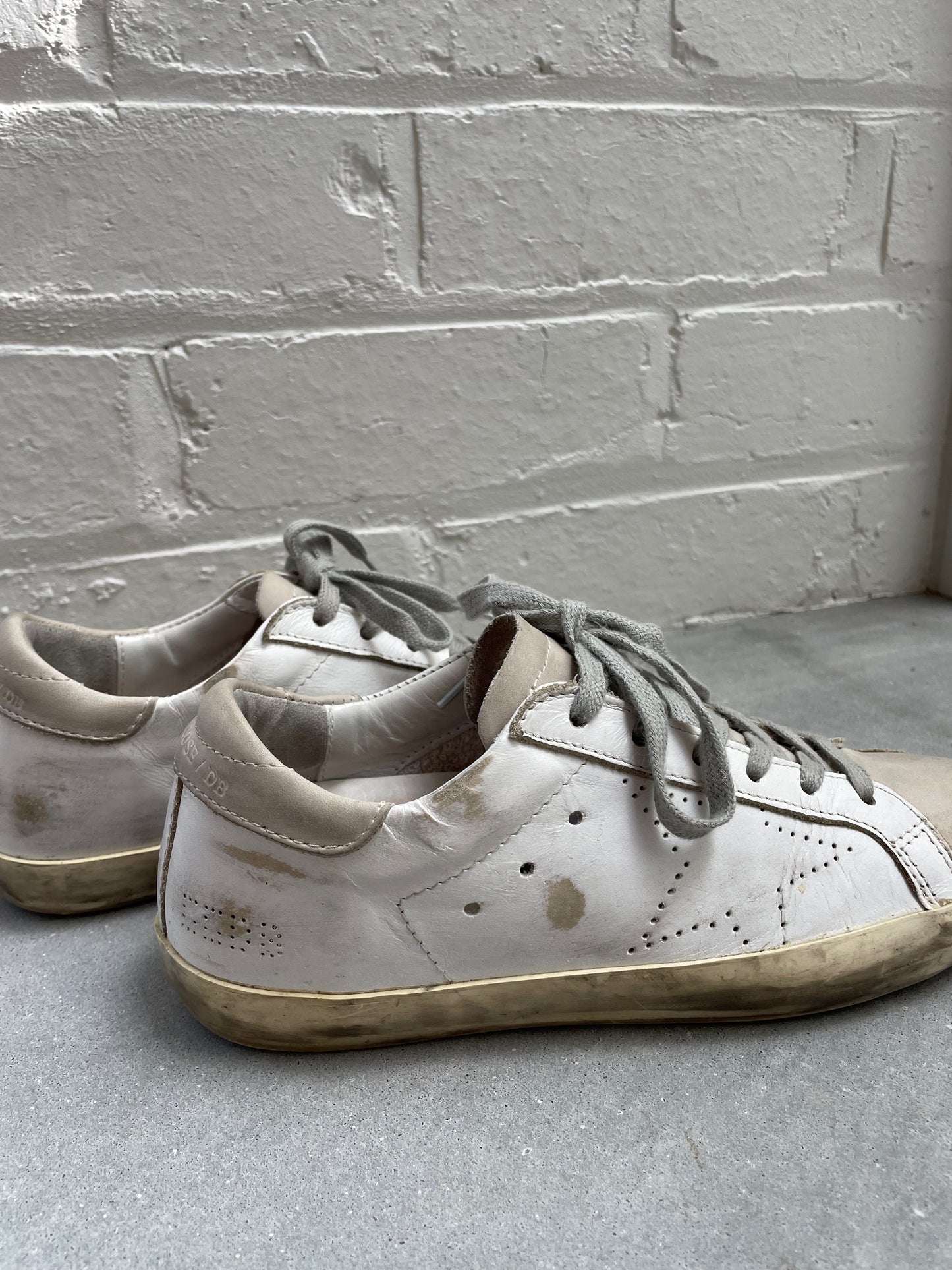 Golden Goose Superstars Size 36