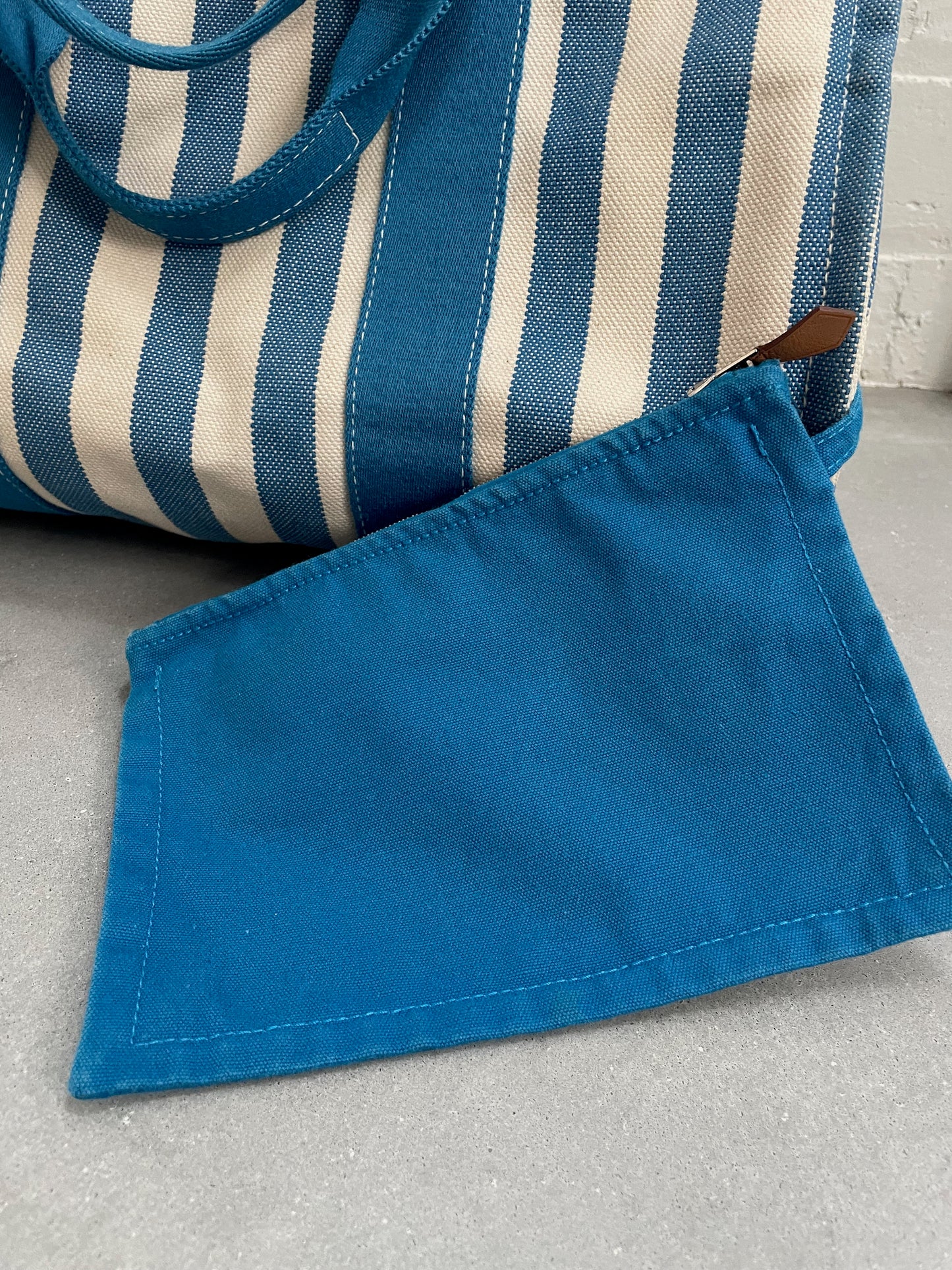 Hermès Stripe Border Cannes MM Tote Bag Blue x White