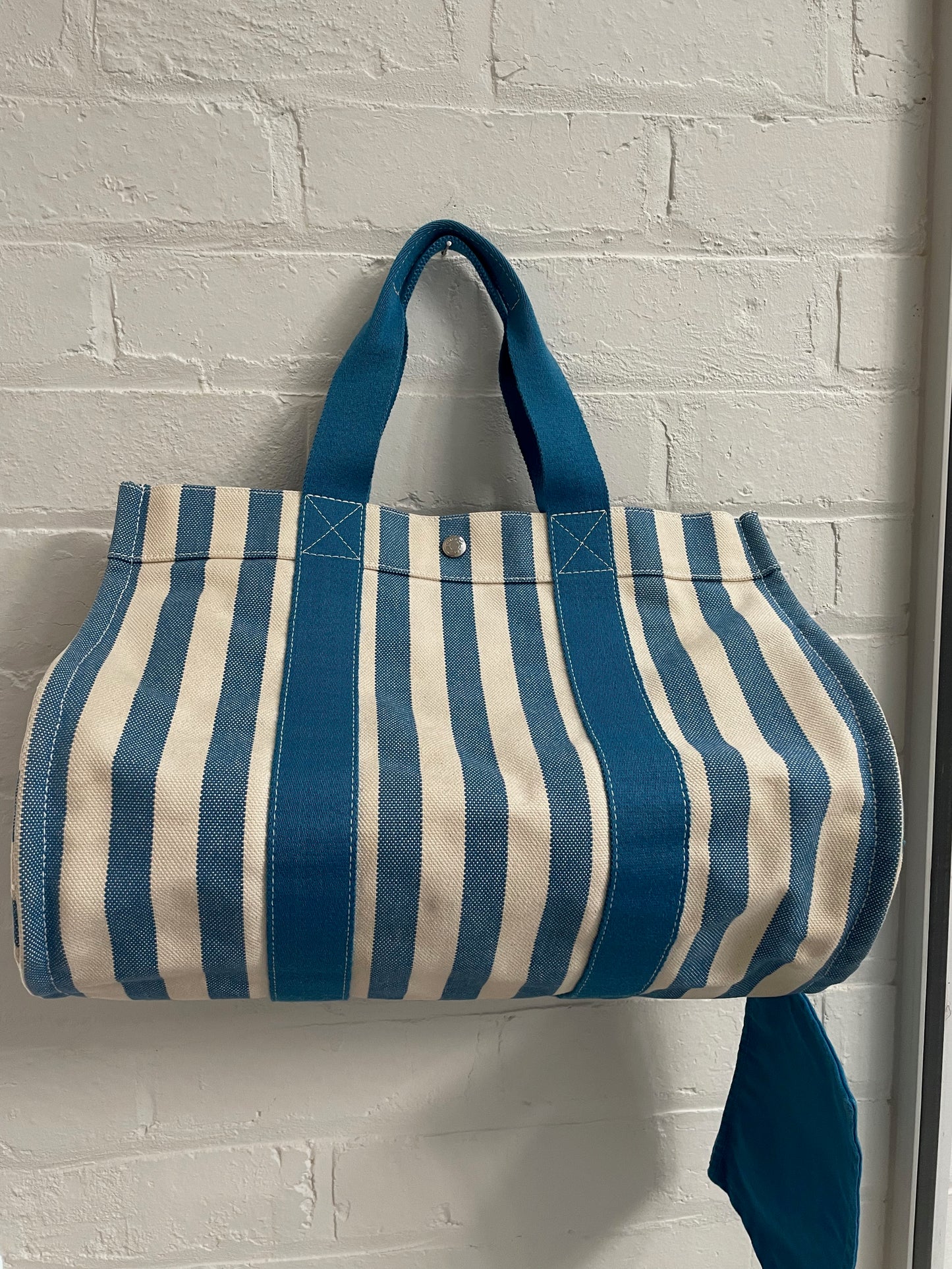 Hermès Stripe Border Cannes MM Tote Bag Blue x White