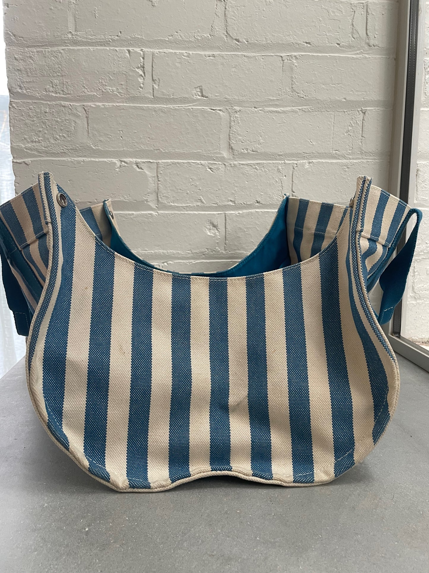 Hermès Stripe Border Cannes MM Tote Bag Blue x White