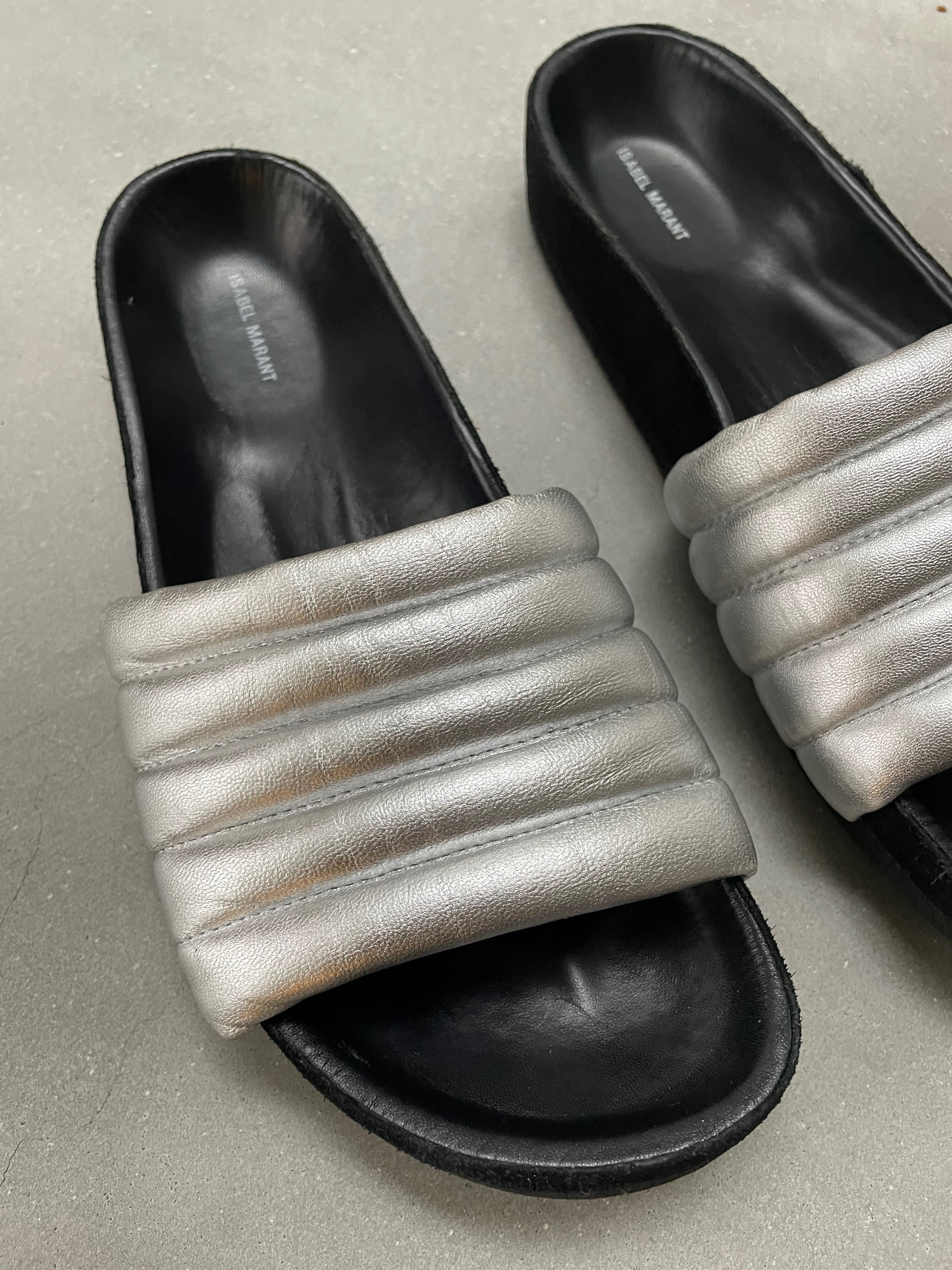 Isabel marant slides on sale hellea