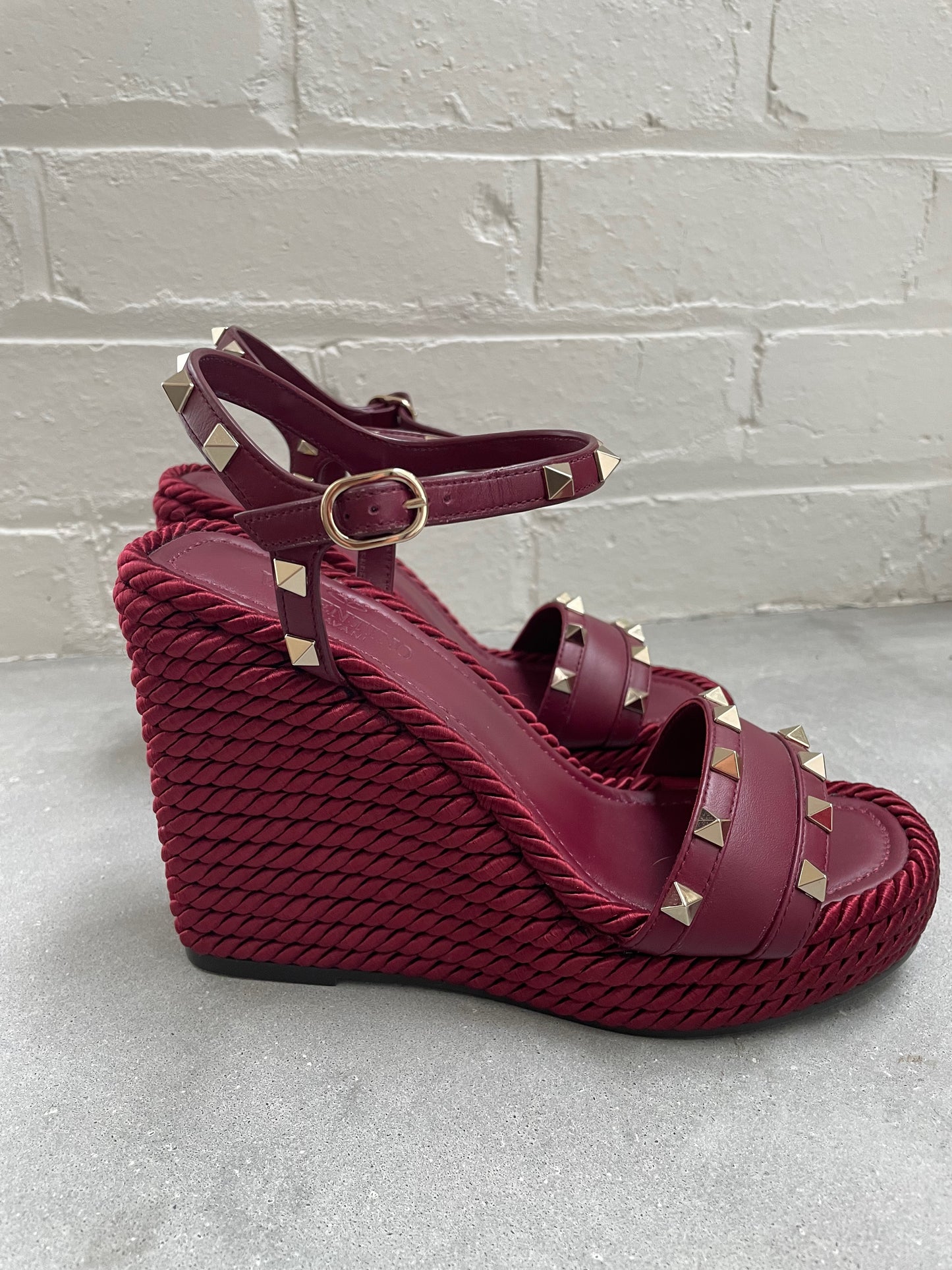 Valentino Rockstud Cerise Wedges Size 37